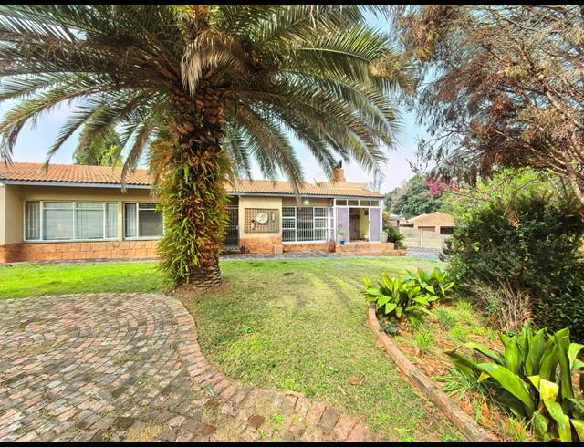 4 BEDROOM HOUSE FOR SALE IN SASOLBURG EXT 11
